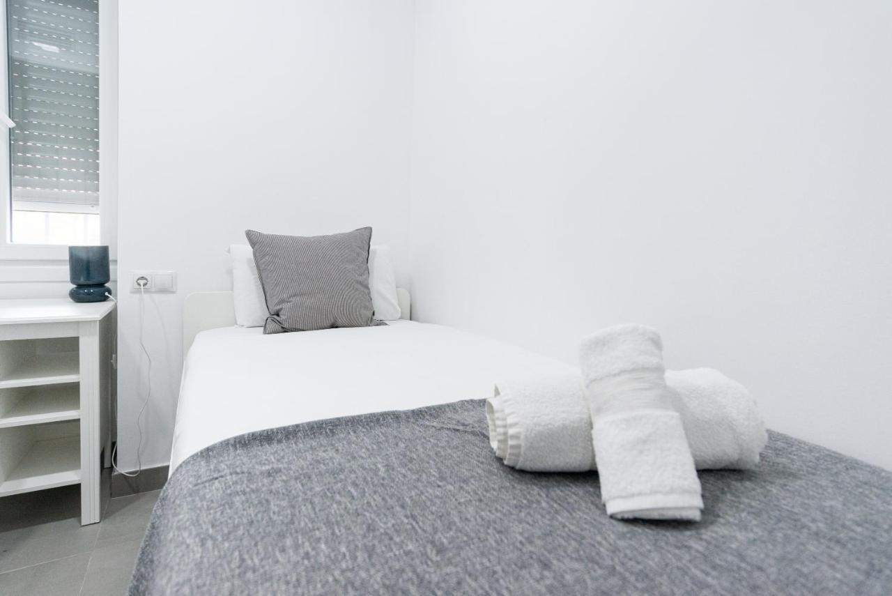 Alferez III By Ele Apartments Málaga Eksteriør billede